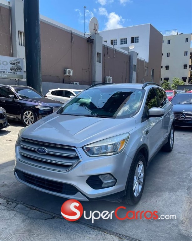 2018 Ford Escape SE Ecoboost — foto 3 / 8