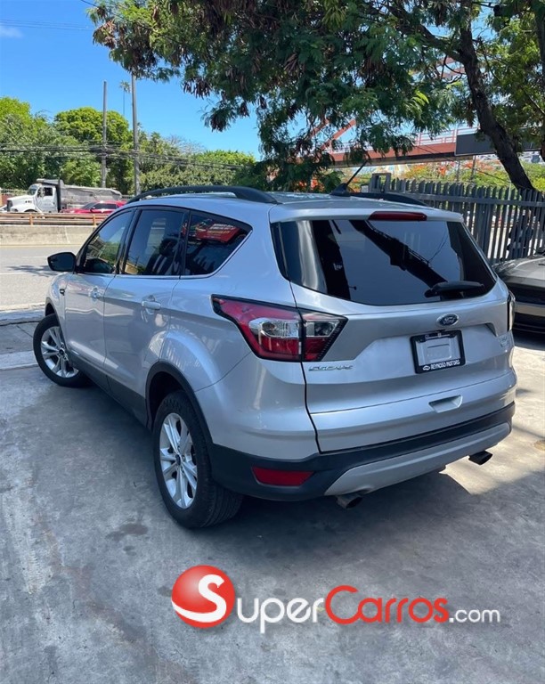 2018 Ford Escape SE Ecoboost — foto 4 / 8