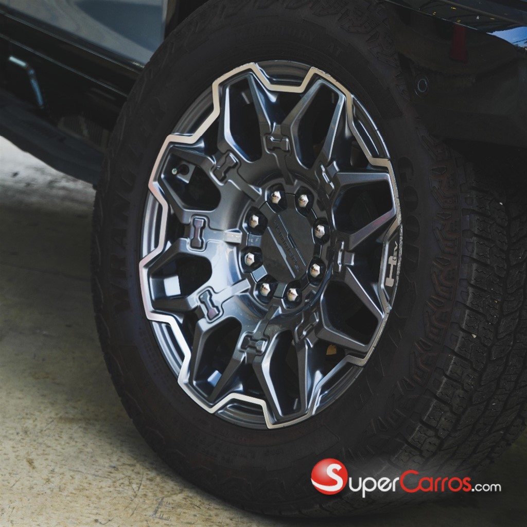 2024 Hummer EV — foto 3 / 12