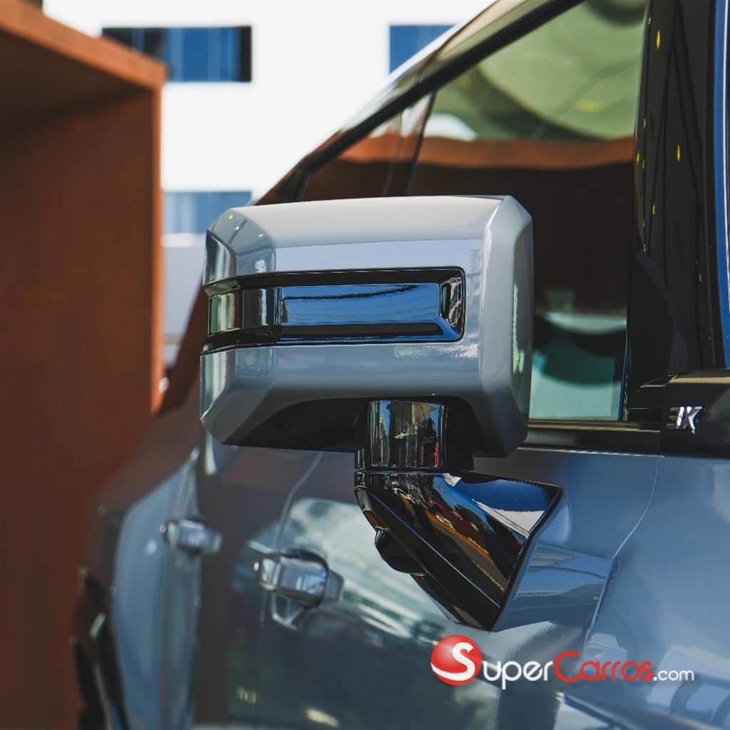 2024 Hummer EV — foto 8 / 12