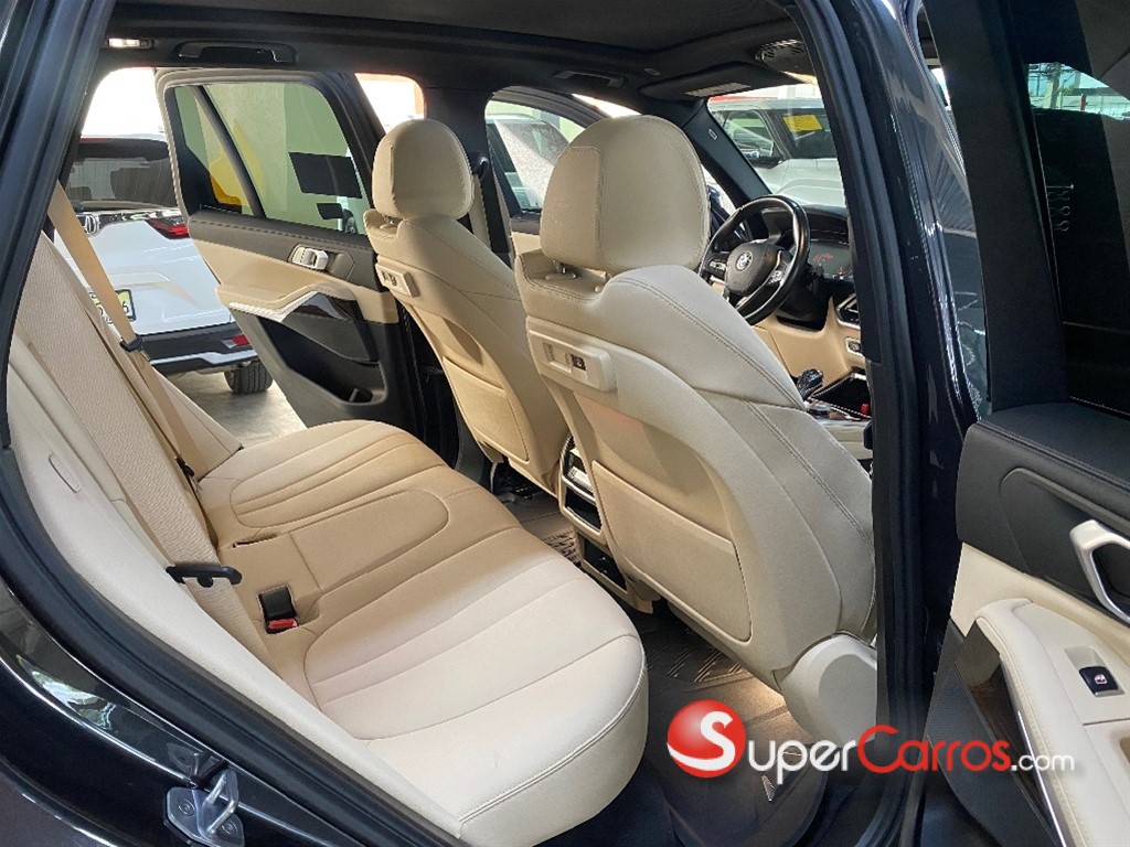 2020 BMW X 5 XDRIVE 40i — foto 8 / 12