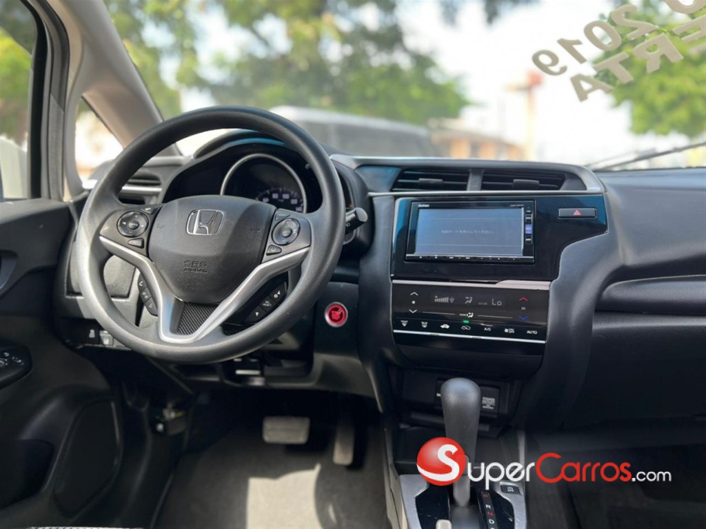 2019 Honda Fit — foto 8 / 12