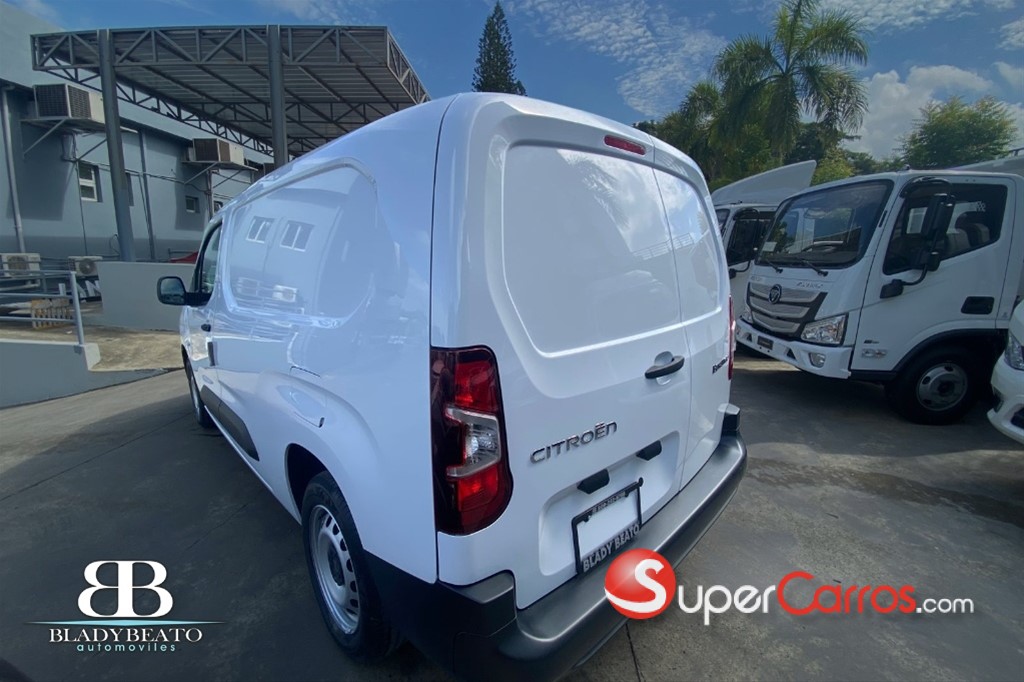 2026 Citroen Berlingo Carga — foto 9 / 12