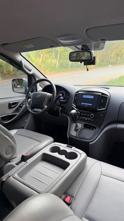 2020 Hyundai Grand Starex — foto 12 / 12