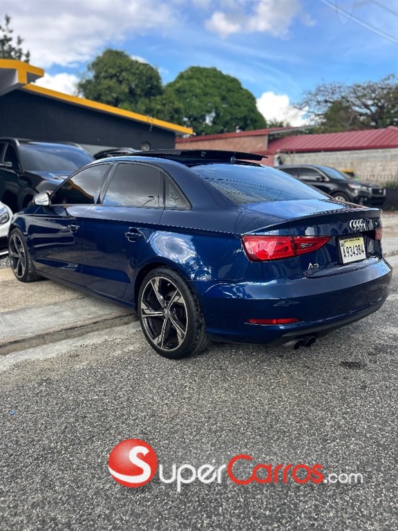 2016 Audi A3 Premium — foto 4 / 8