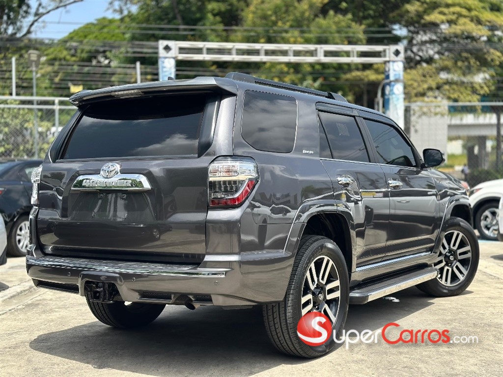 2020 Toyota 4 Runner Limited — foto 4 / 12