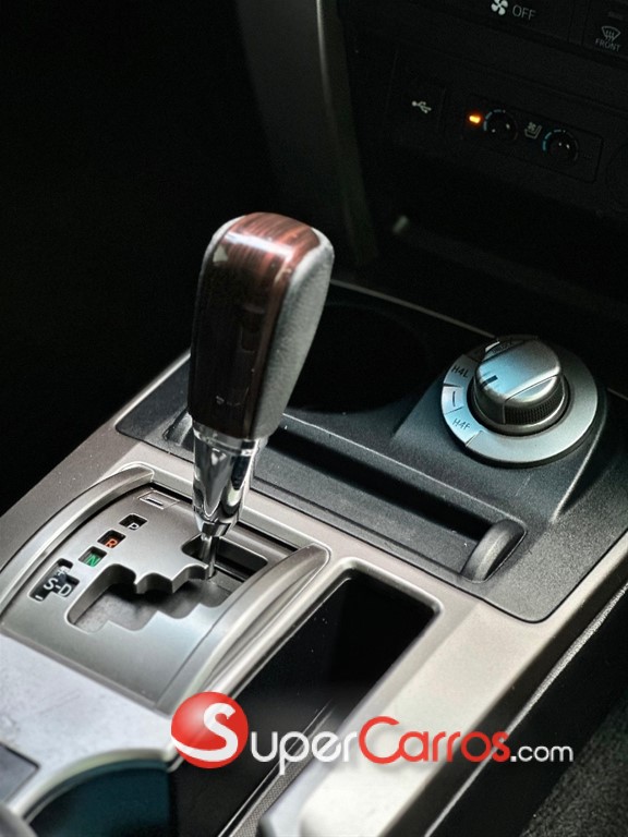 2020 Toyota 4 Runner Limited — foto 12 / 12