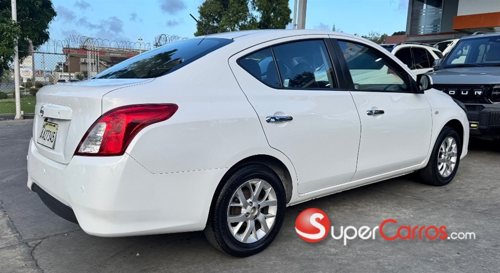 2022 Nissan Almera — foto 5 / 11