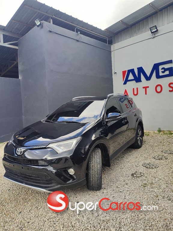 2018 Toyota RAV4 — foto 3 / 8