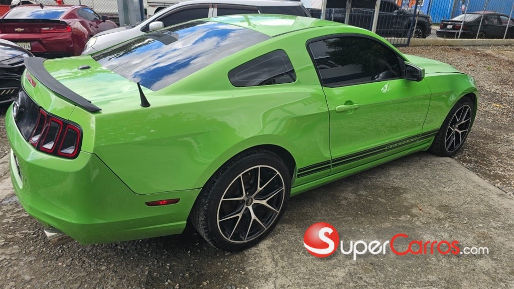2014 Ford Mustang — foto 2 / 7