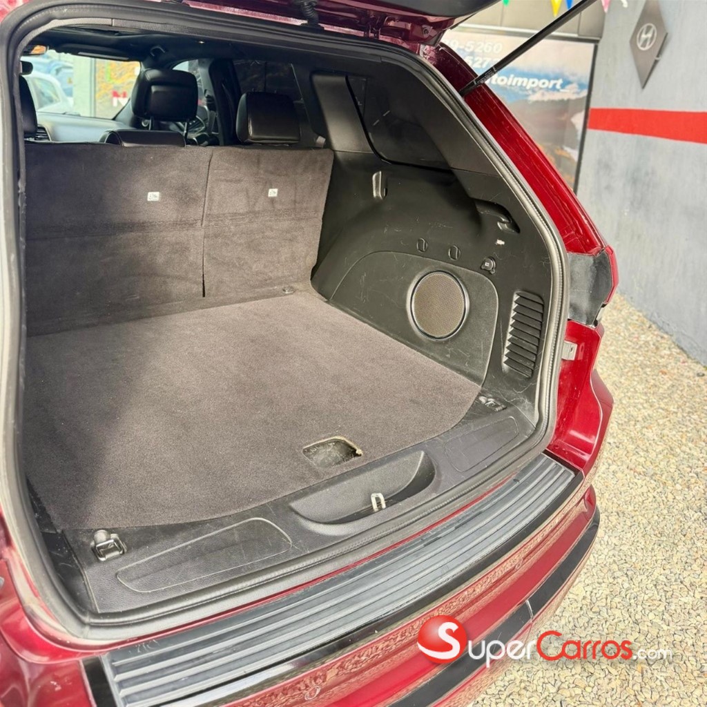 2021 Jeep Grand Cherokee Limited 4x4 — foto 9 / 11