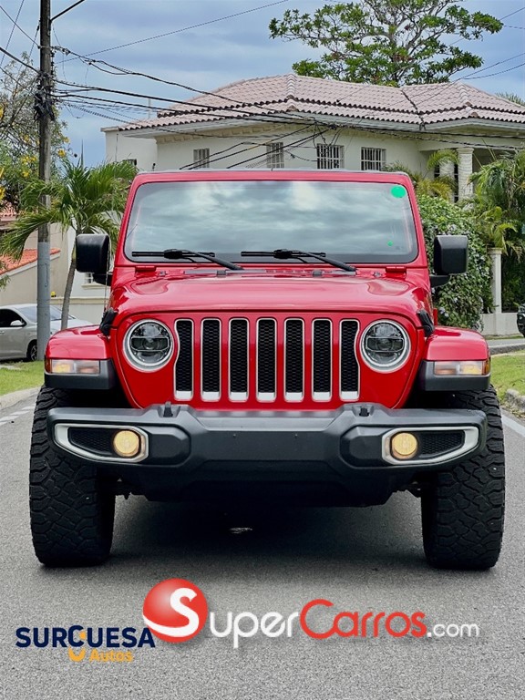 2020 Jeep Wrangler Sahara — foto 2 / 8