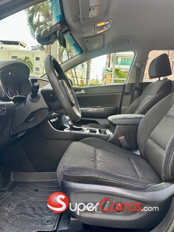 2022 Kia Sportage EX — foto 4 / 7