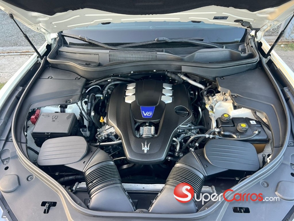 2020 Maserati Levante S — foto 9 / 12