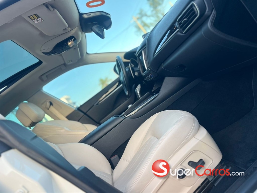 2020 Maserati Levante S — foto 12 / 12