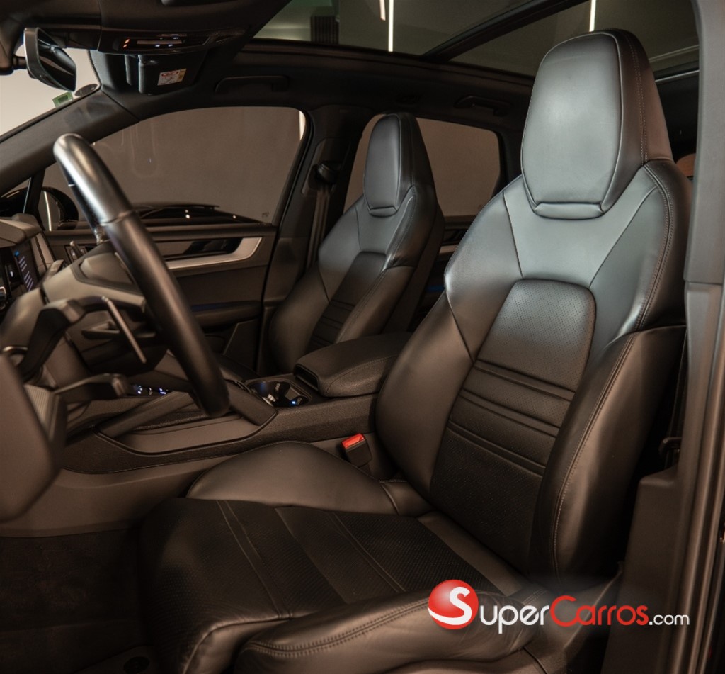 2024 Porsche Cayenne S — foto 6 / 12