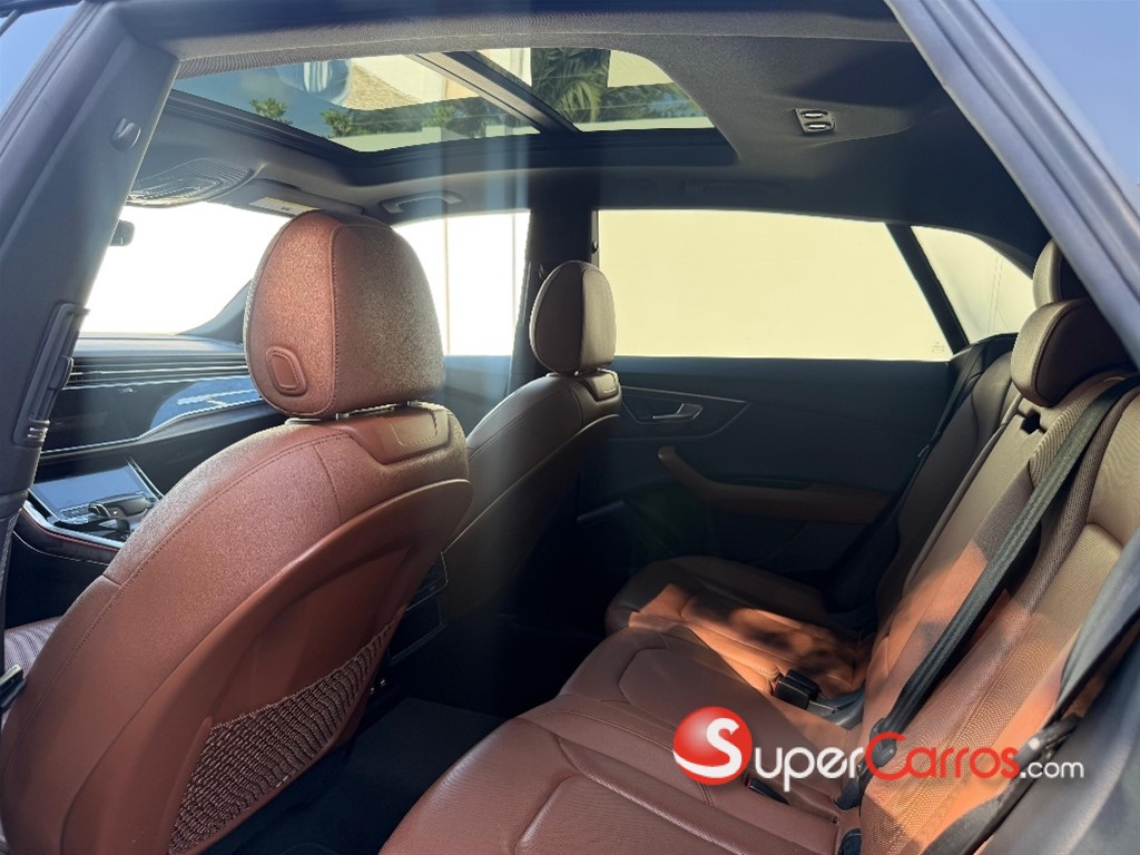 2019 Audi Q8 Sline Quattro — foto 8 / 8