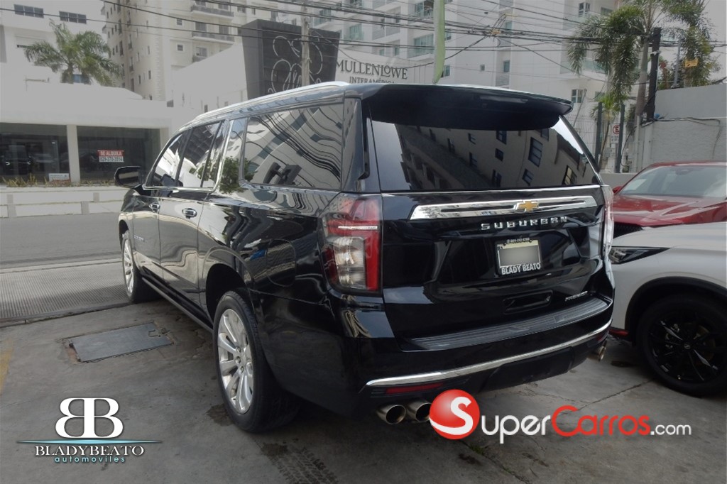 2023 Chevrolet Suburban Premier — foto 6 / 12