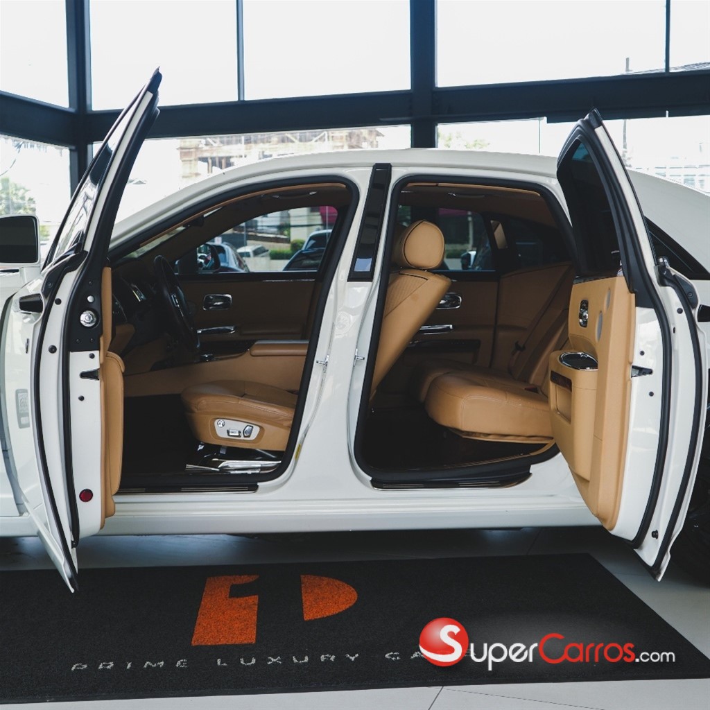 2014 Rolls Royce Phamtom Ghost — foto 10 / 10
