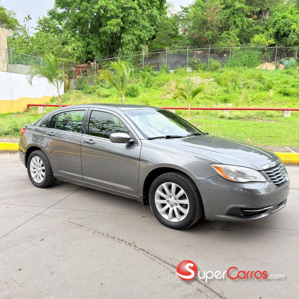 2012 Chrysler 200 — foto 2 / 11