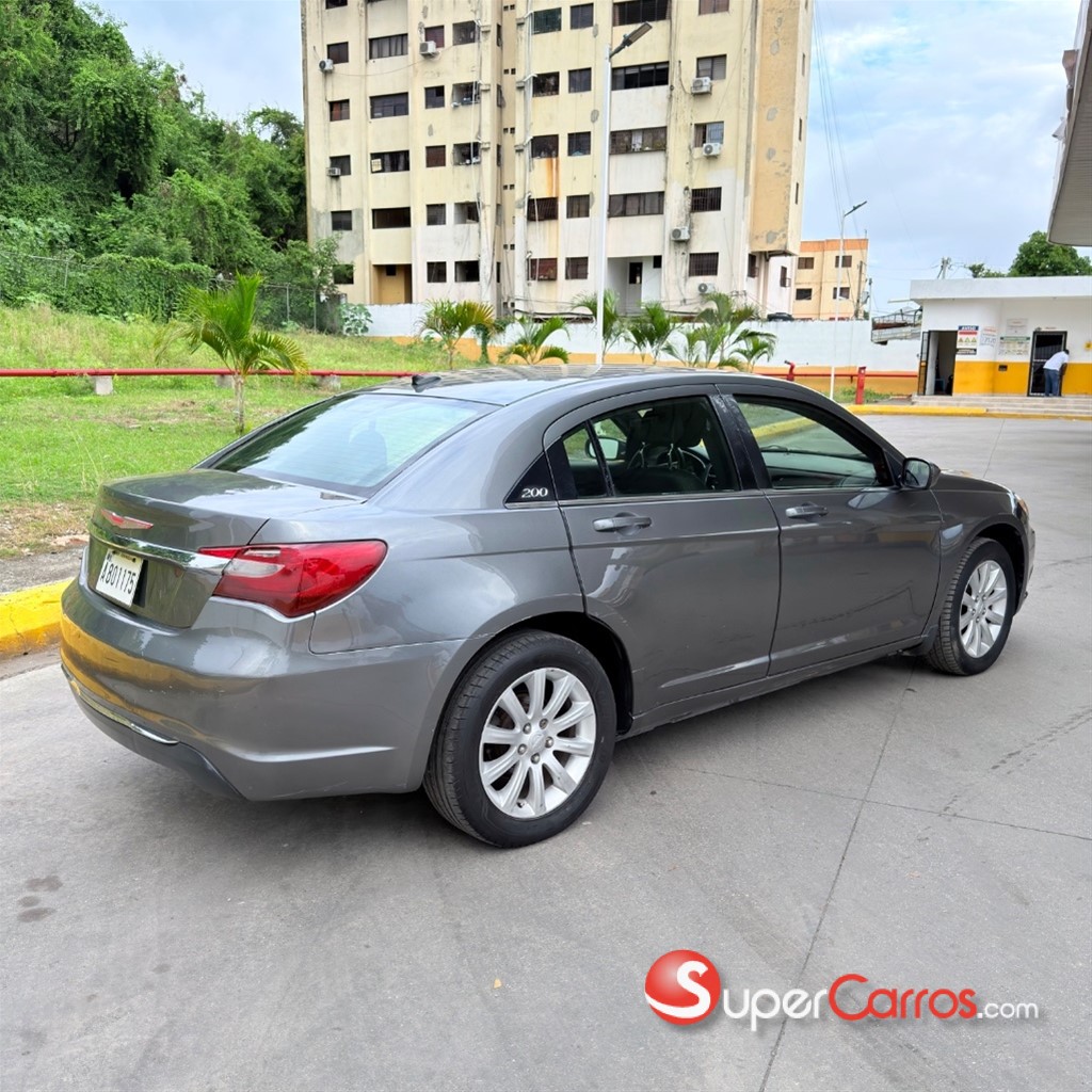 2012 Chrysler 200 — foto 3 / 11