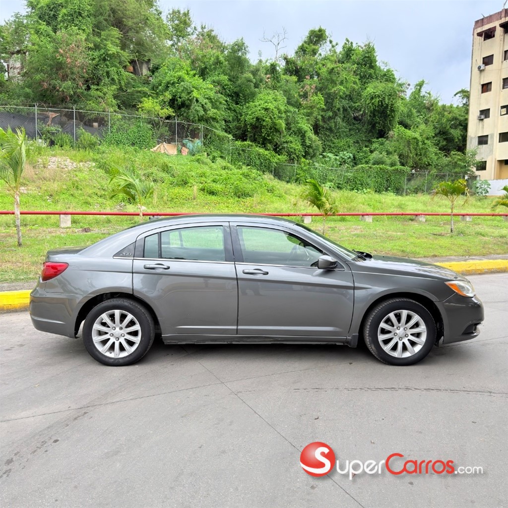 2012 Chrysler 200 — foto 5 / 11