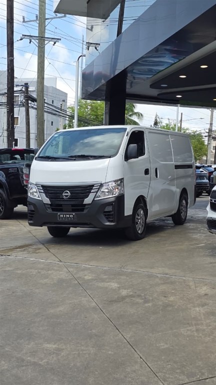 2025 Nissan Urvan