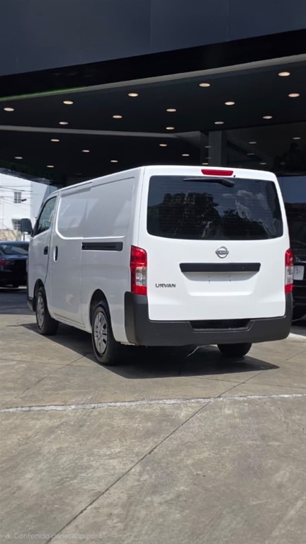 2025 Nissan Urvan — foto 3 / 12