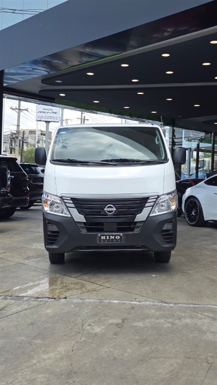 2025 Nissan Urvan — foto 4 / 12