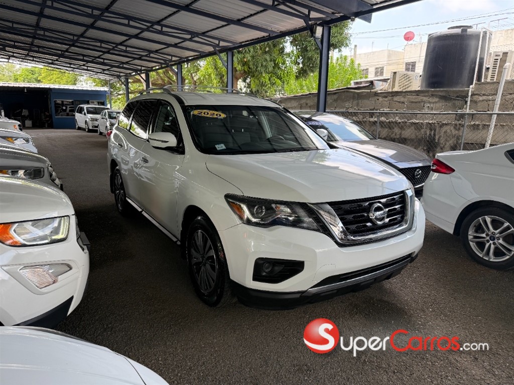 2020 Nissan Pathfinder SV — foto 2 / 10