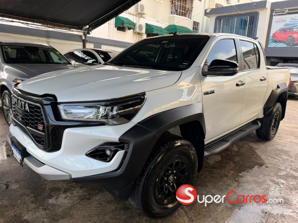2024 Toyota Hilux GR Sport — foto 4 / 12