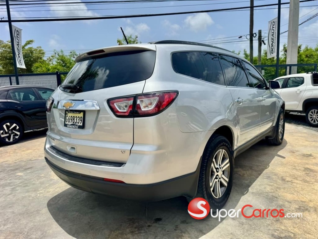 2017 Chevrolet Traverse LT — foto 4 / 12