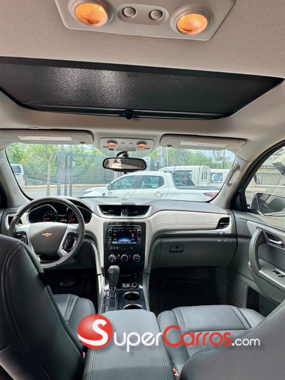 2017 Chevrolet Traverse LT — foto 10 / 12