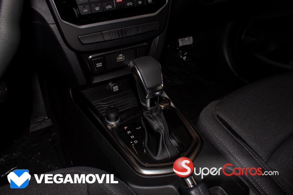 2027 KGM Tivoli LE — foto 10 / 12