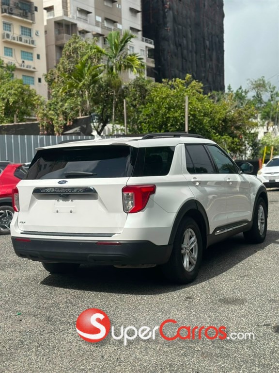 2022 Ford Explorer XLT ECOBOOST — foto 9 / 12