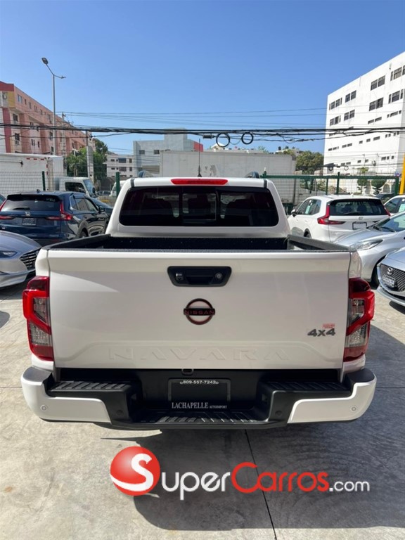 2025 Nissan Navara PRO X4 — foto 4 / 12