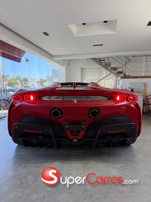 2025 Ferrari SF90 Spider — foto 5 / 10