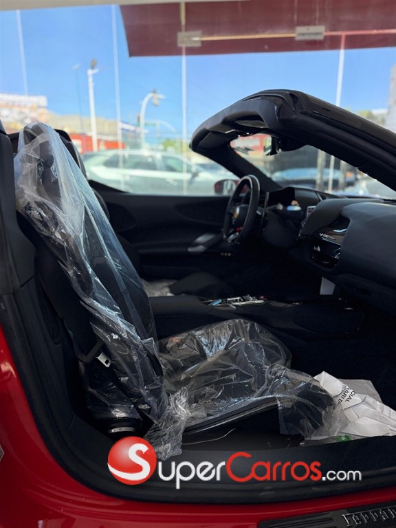 2025 Ferrari SF90 Spider — foto 10 / 10