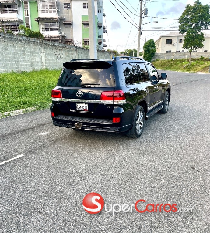 2019 Toyota Land Cruiser VXR — foto 3 / 12