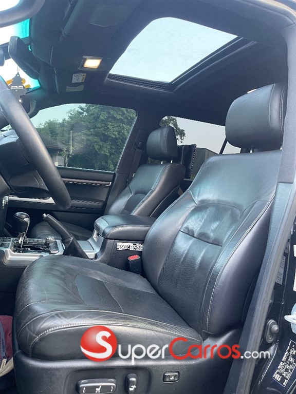 2019 Toyota Land Cruiser VXR — foto 5 / 12