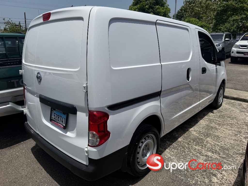 2021 Nissan NV 200 — foto 6 / 9