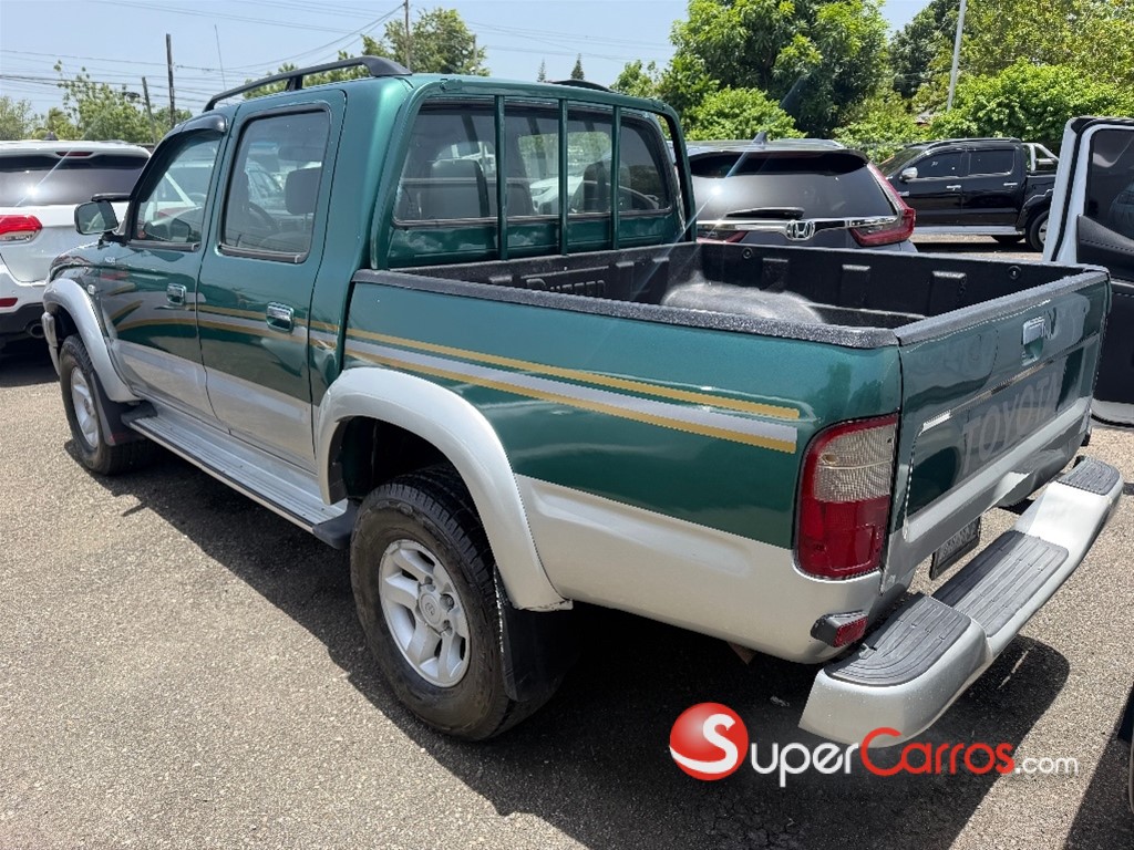 2002 Toyota Hilux — foto 3 / 7