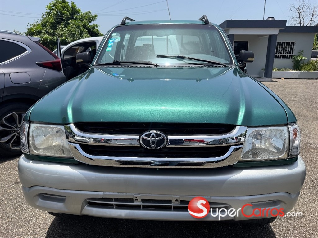 2002 Toyota Hilux — foto 4 / 7