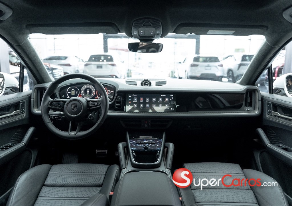 2025 Porsche Cayenne Turbo — foto 5 / 12