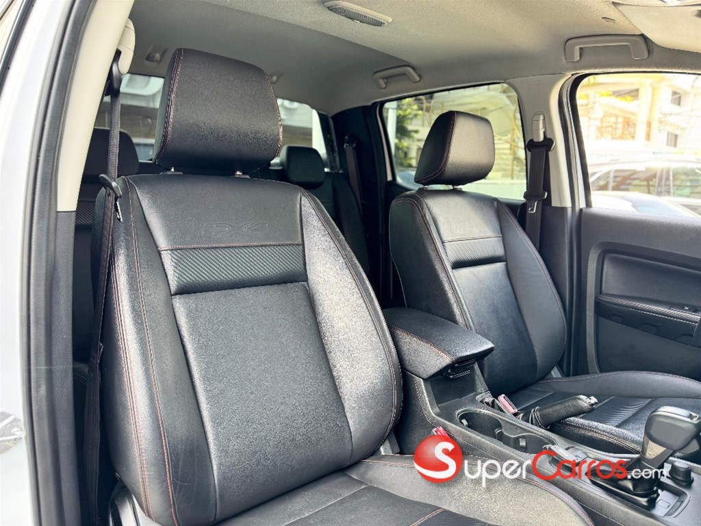 2022 Ford Ranger FX4 — foto 8 / 12