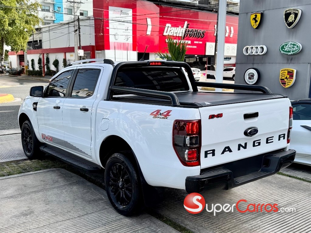 2022 Ford Ranger FX4 — foto 10 / 12