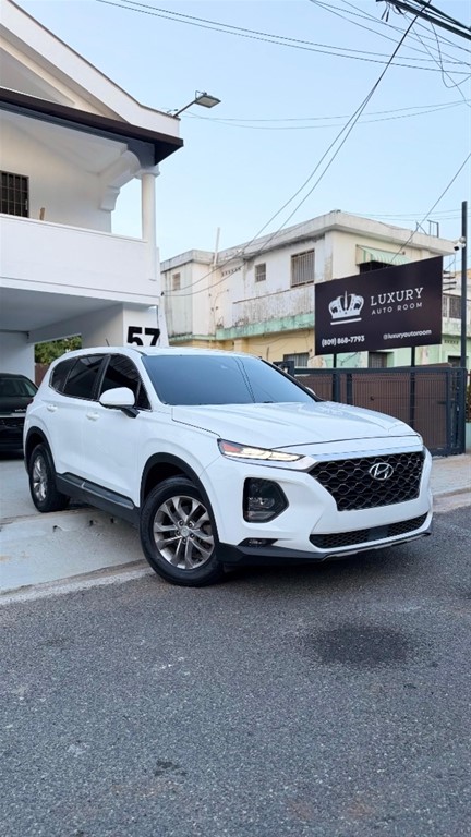 2020 Hyundai Santa Fe SE