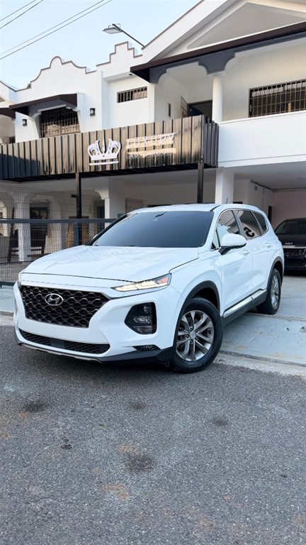 2020 Hyundai Santa Fe SE — foto 6 / 6