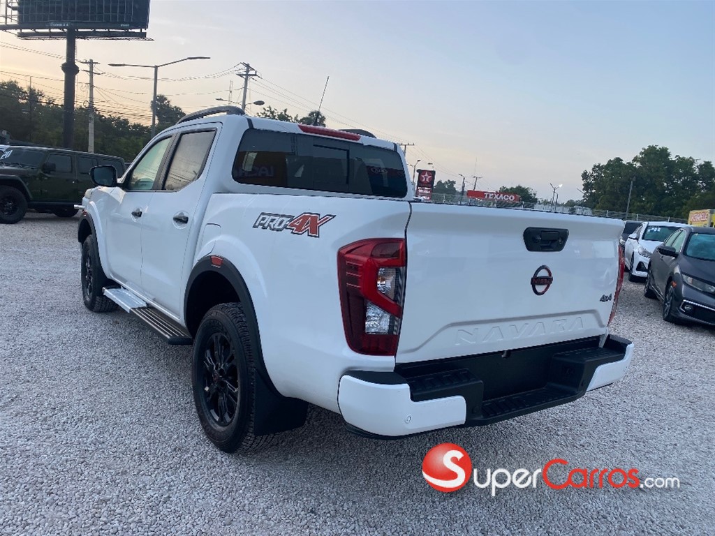 2025 Nissan Navara PRO X4 — foto 6 / 10