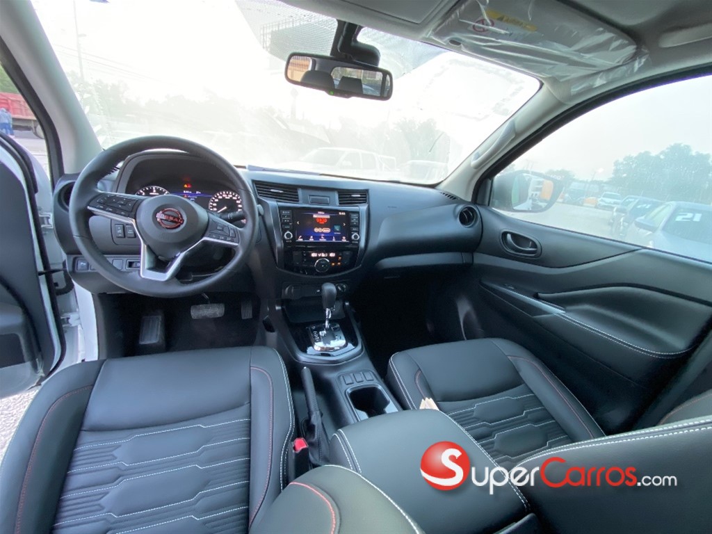 2025 Nissan Navara PRO X4 — foto 10 / 10